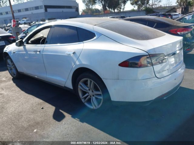 Photo 2 VIN: 5YJSA1H25FFP73560 - TESLA MODEL S 