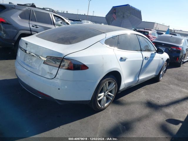 Photo 3 VIN: 5YJSA1H25FFP73560 - TESLA MODEL S 