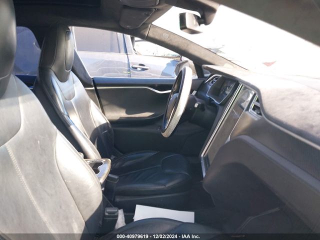 Photo 4 VIN: 5YJSA1H25FFP73560 - TESLA MODEL S 