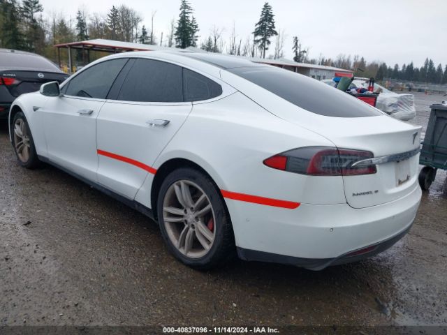 Photo 2 VIN: 5YJSA1H25FFP74370 - TESLA MODEL S 