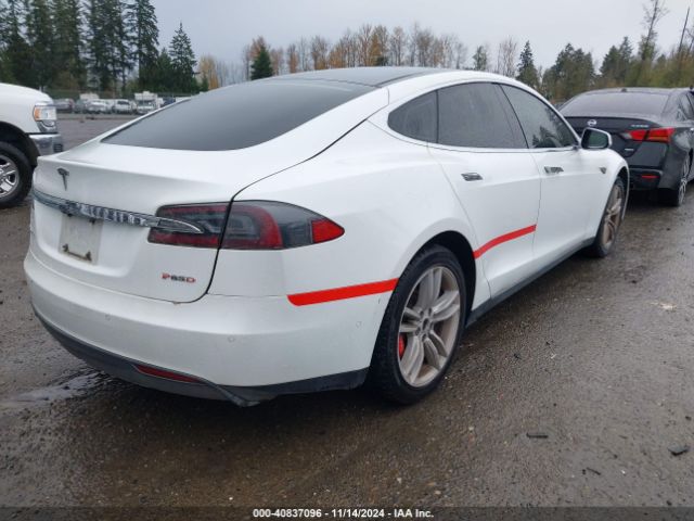 Photo 3 VIN: 5YJSA1H25FFP74370 - TESLA MODEL S 