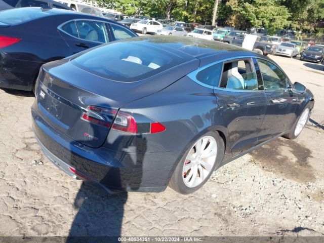 Photo 3 VIN: 5YJSA1H25FFP74398 - TESLA MODEL S 