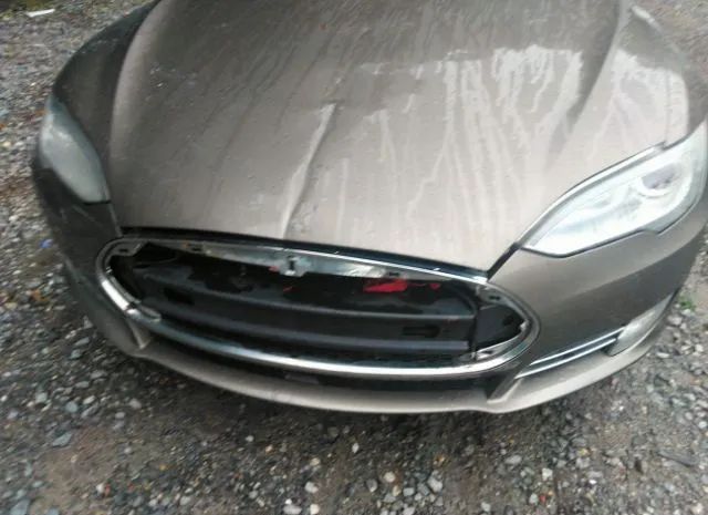 Photo 5 VIN: 5YJSA1H26FF095076 - TESLA MODEL S 