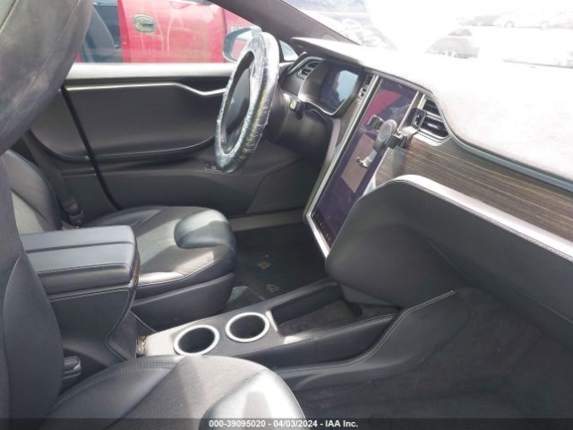 Photo 4 VIN: 5YJSA1H27FFP73625 - TESLA MODEL S 