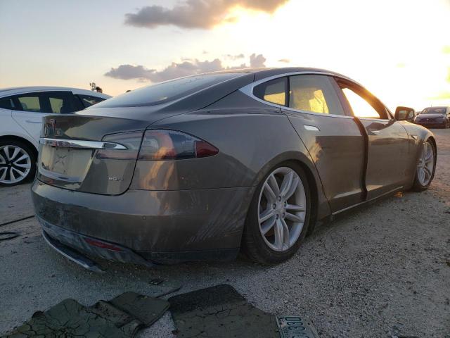 Photo 3 VIN: 5YJSA1H28FF097329 - TESLA MODEL S 