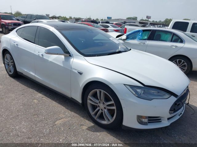 Photo 0 VIN: 5YJSA1H28FFP71446 - TESLA MODEL S 