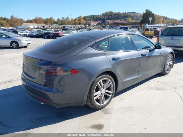 Photo 3 VIN: 5YJSA1H28FFP77232 - TESLA MODEL S 