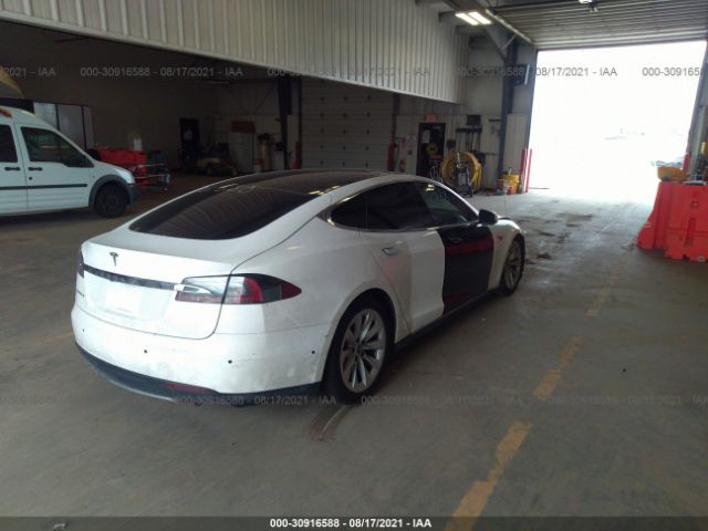 Photo 3 VIN: 5YJSA1H29EFP63810 - TESLA MODEL S 