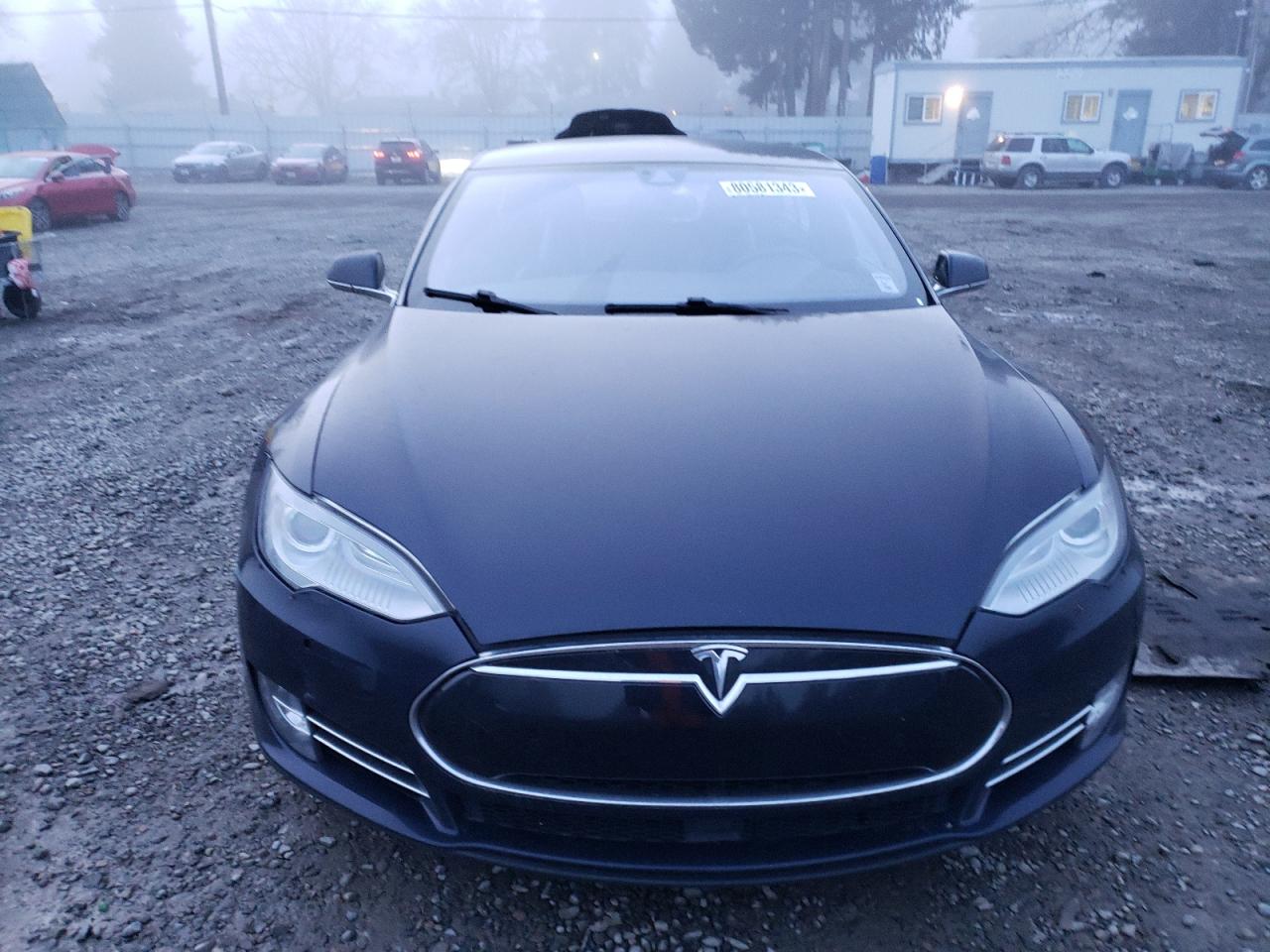 Photo 4 VIN: 5YJSA1H29FF084217 - TESLA MODEL S 