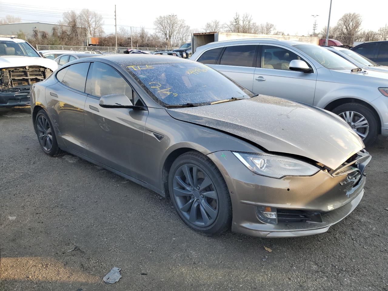 Photo 3 VIN: 5YJSA1H29FF094519 - TESLA MODEL S 