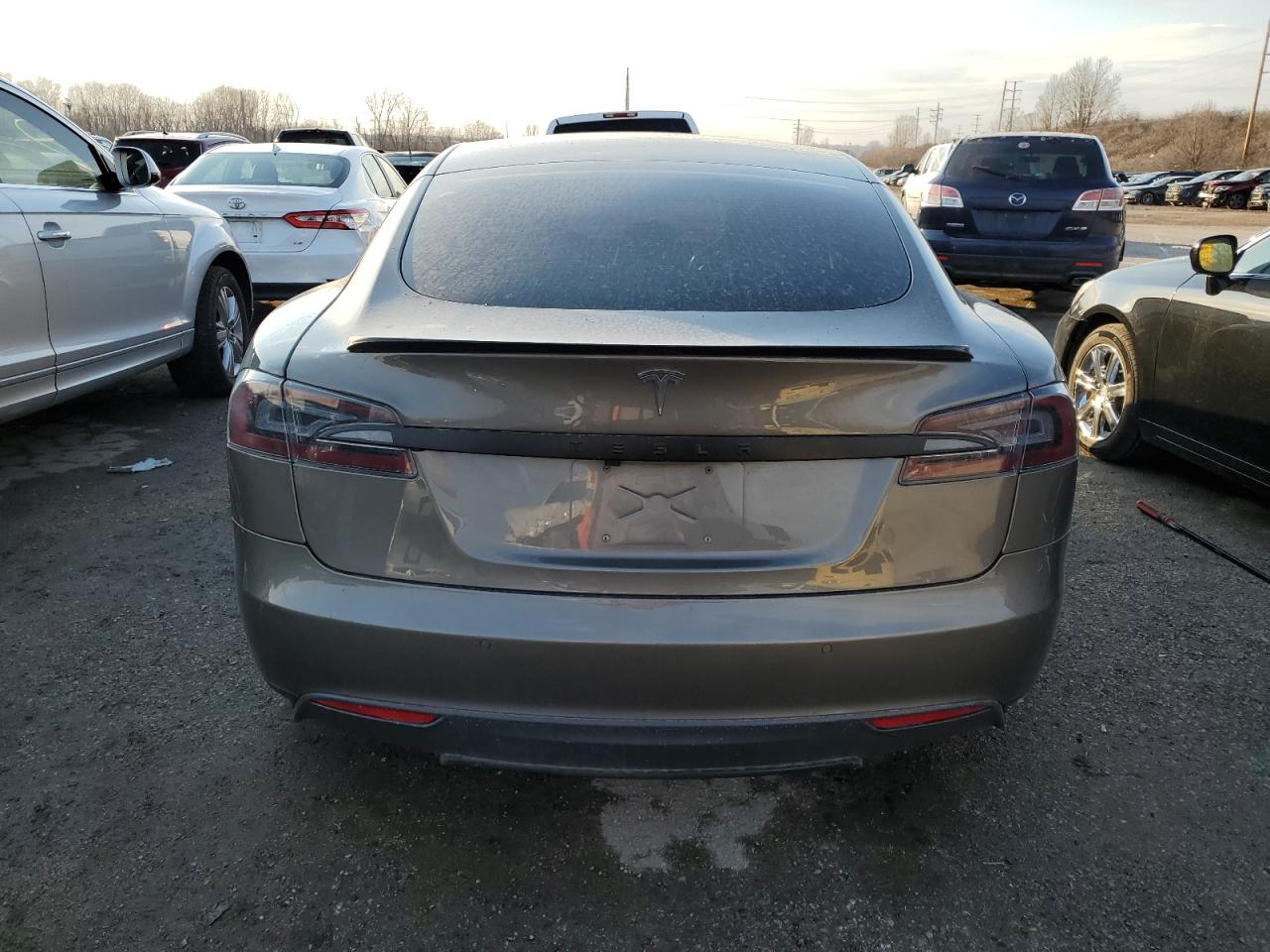 Photo 5 VIN: 5YJSA1H29FF094519 - TESLA MODEL S 