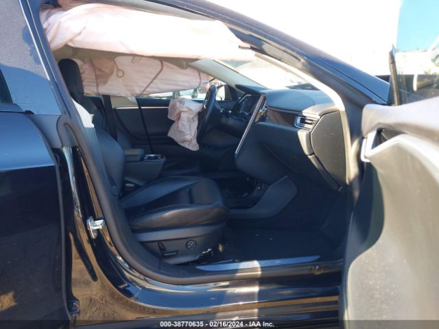 Photo 4 VIN: 5YJSA1H29FF096870 - TESLA MODEL S 