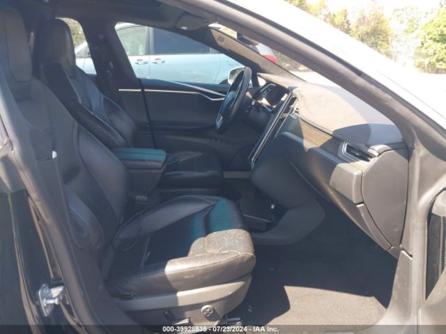 Photo 4 VIN: 5YJSA1H29FFP74971 - TESLA MODEL S 