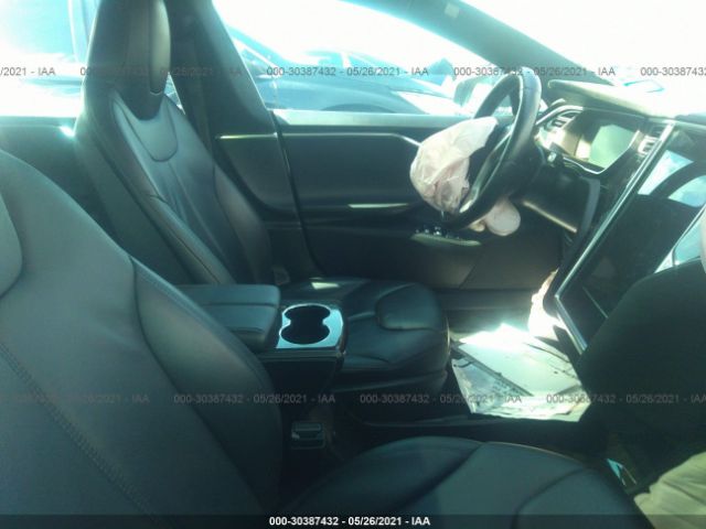 Photo 4 VIN: 5YJSA1H2XFFP71870 - TESLA MODEL S 