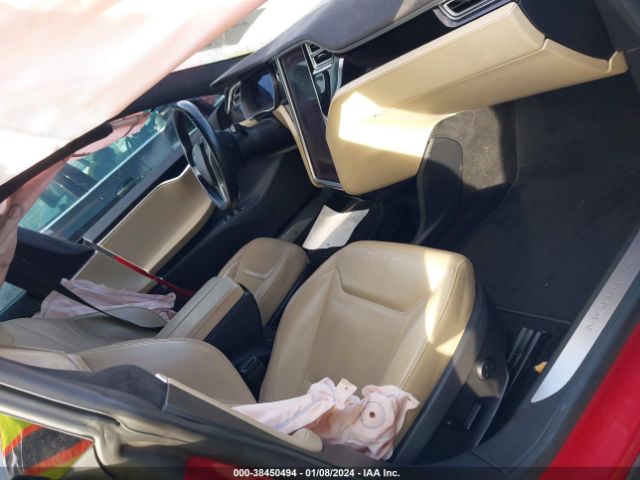 Photo 4 VIN: 5YJSA1H41FF089638 - TESLA MODEL S 