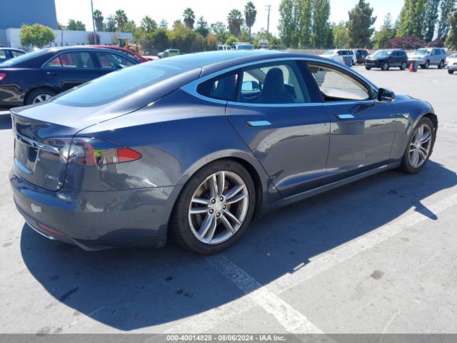 Photo 3 VIN: 5YJSA1H43FF085235 - TESLA MODEL S 