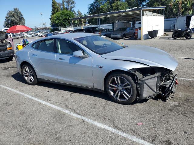 Photo 3 VIN: 5YJSA1H44FF081033 - TESLA MODEL S 