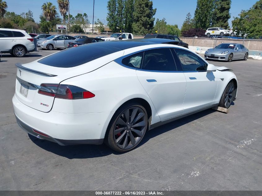 Photo 3 VIN: 5YJSA1H44FF086619 - TESLA MODEL S 