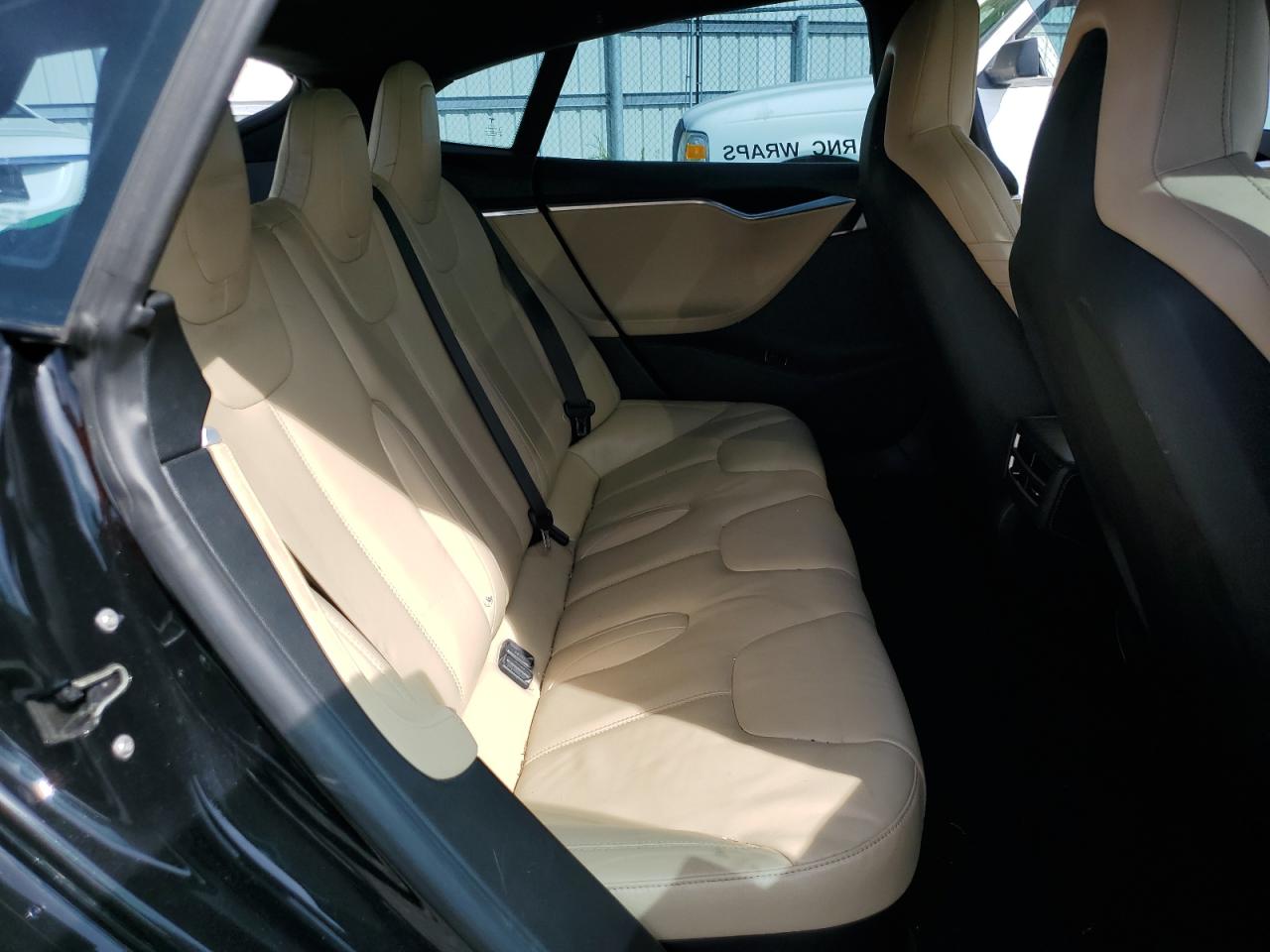 Photo 9 VIN: 5YJSA1H46FF085018 - TESLA MODEL S 