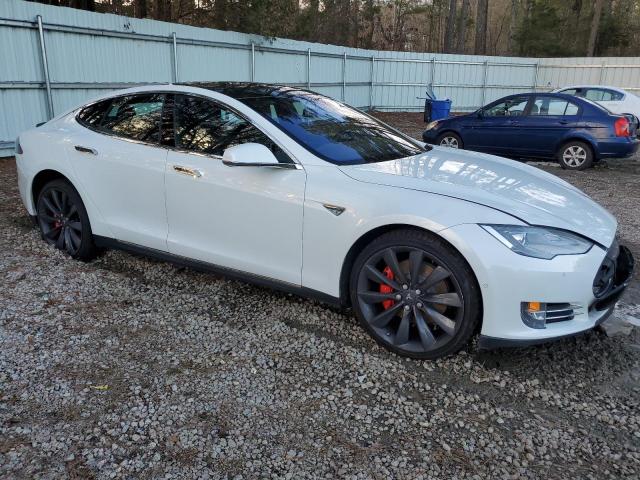 Photo 3 VIN: 5YJSA1H47FF082001 - TESLA MODEL S P8 