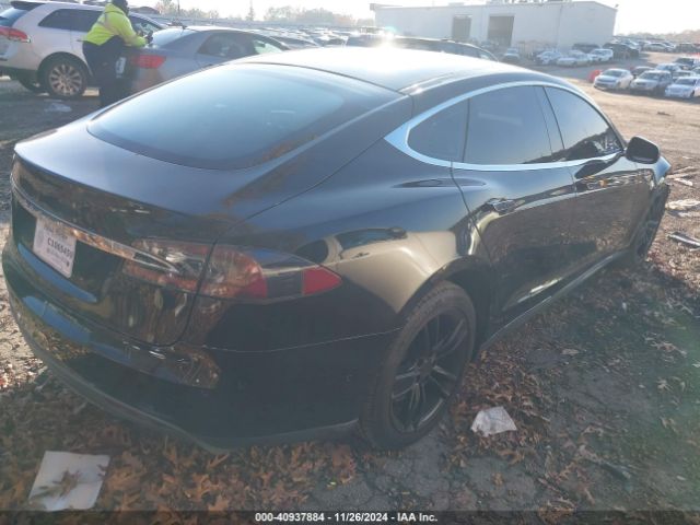 Photo 3 VIN: 5YJSA1H47FF084671 - TESLA MODEL S 