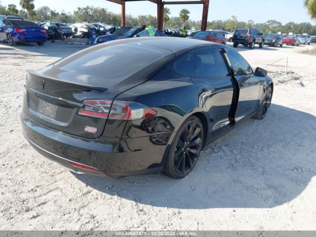 Photo 3 VIN: 5YJSA1H49FF092335 - TESLA MODEL S 