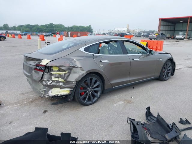 Photo 3 VIN: 5YJSA1H49FF093520 - TESLA MODEL S 