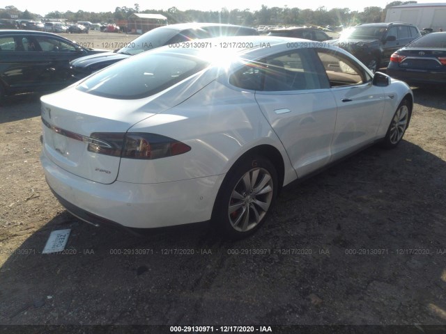 Photo 3 VIN: 5YJSA1H4XFF082834 - TESLA MODEL S 