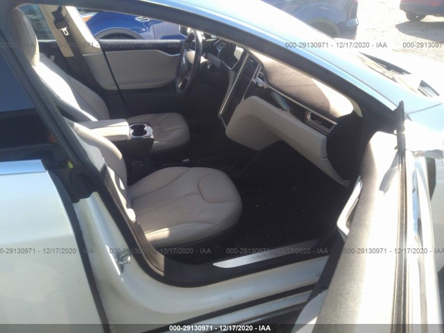 Photo 4 VIN: 5YJSA1H4XFF082834 - TESLA MODEL S 