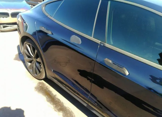 Photo 5 VIN: 5YJSA1S10EFP49780 - TESLA MODEL S 