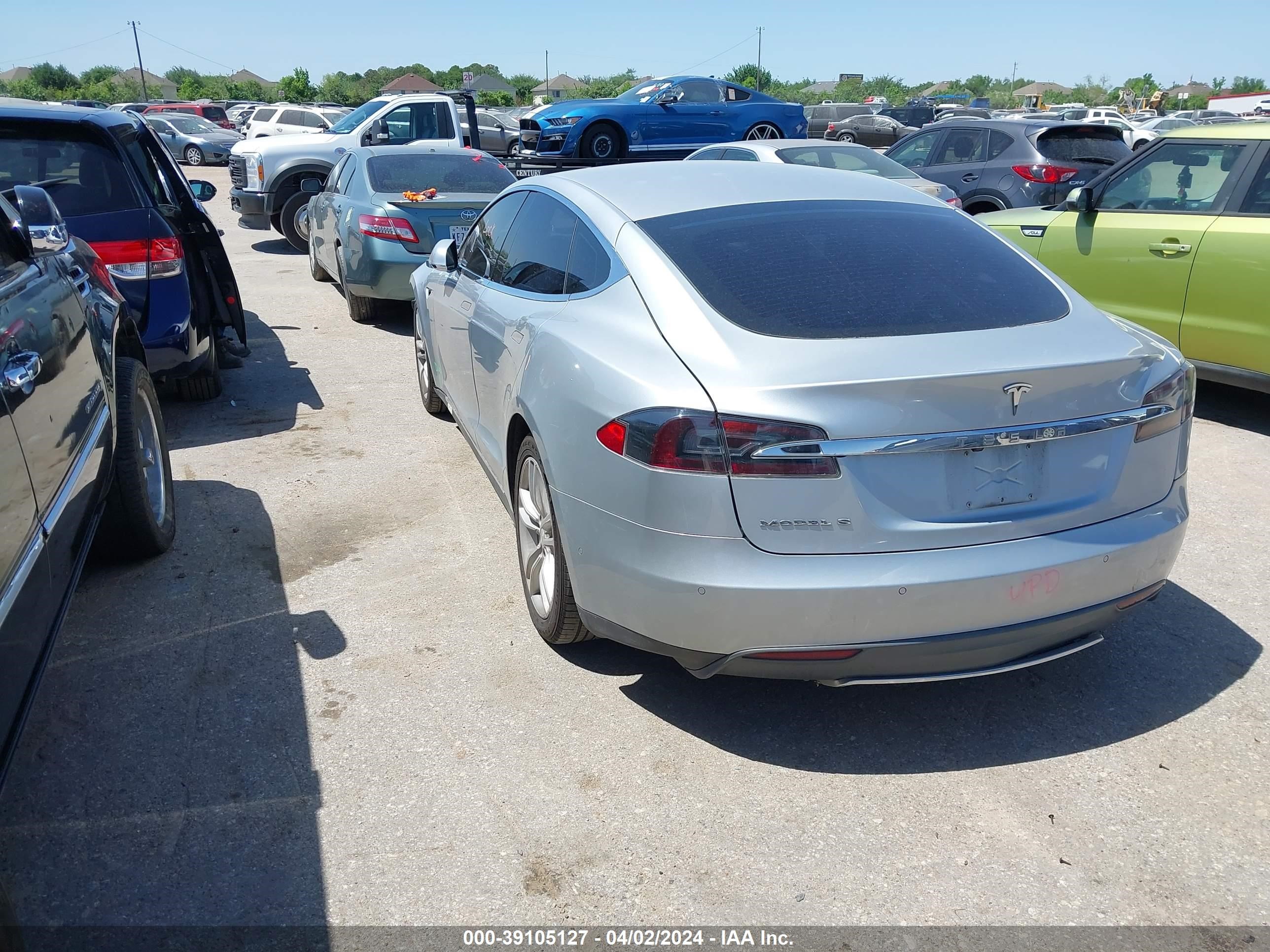 Photo 2 VIN: 5YJSA1S16FF080867 - TESLA MODEL S 