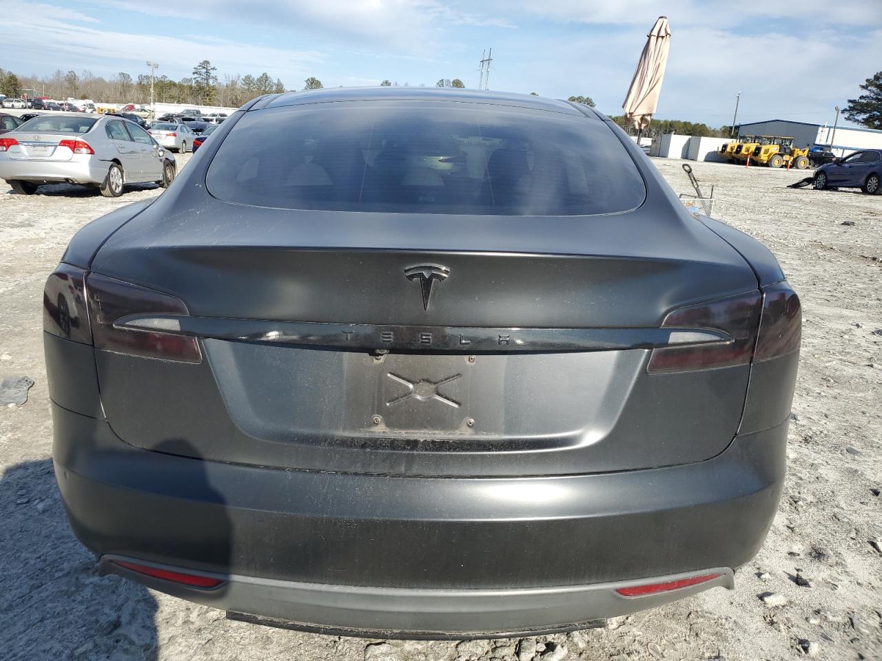 Photo 5 VIN: 5YJSA1S17EFP51011 - TESLA MODEL S 