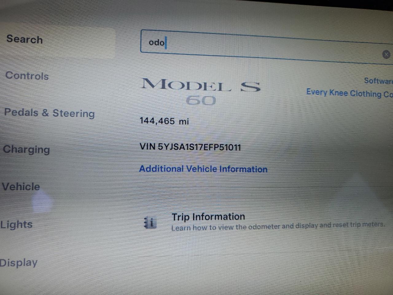 Photo 8 VIN: 5YJSA1S17EFP51011 - TESLA MODEL S 