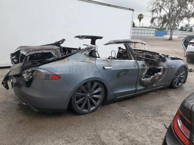 Photo 2 VIN: 5YJSA1S18EFP32032 - TESLA MODEL S 