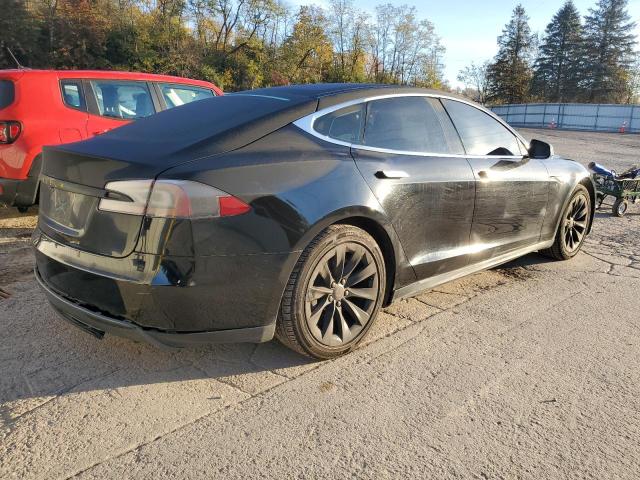 Photo 2 VIN: 5YJSA1S18EFP63622 - TESLA MODEL S 