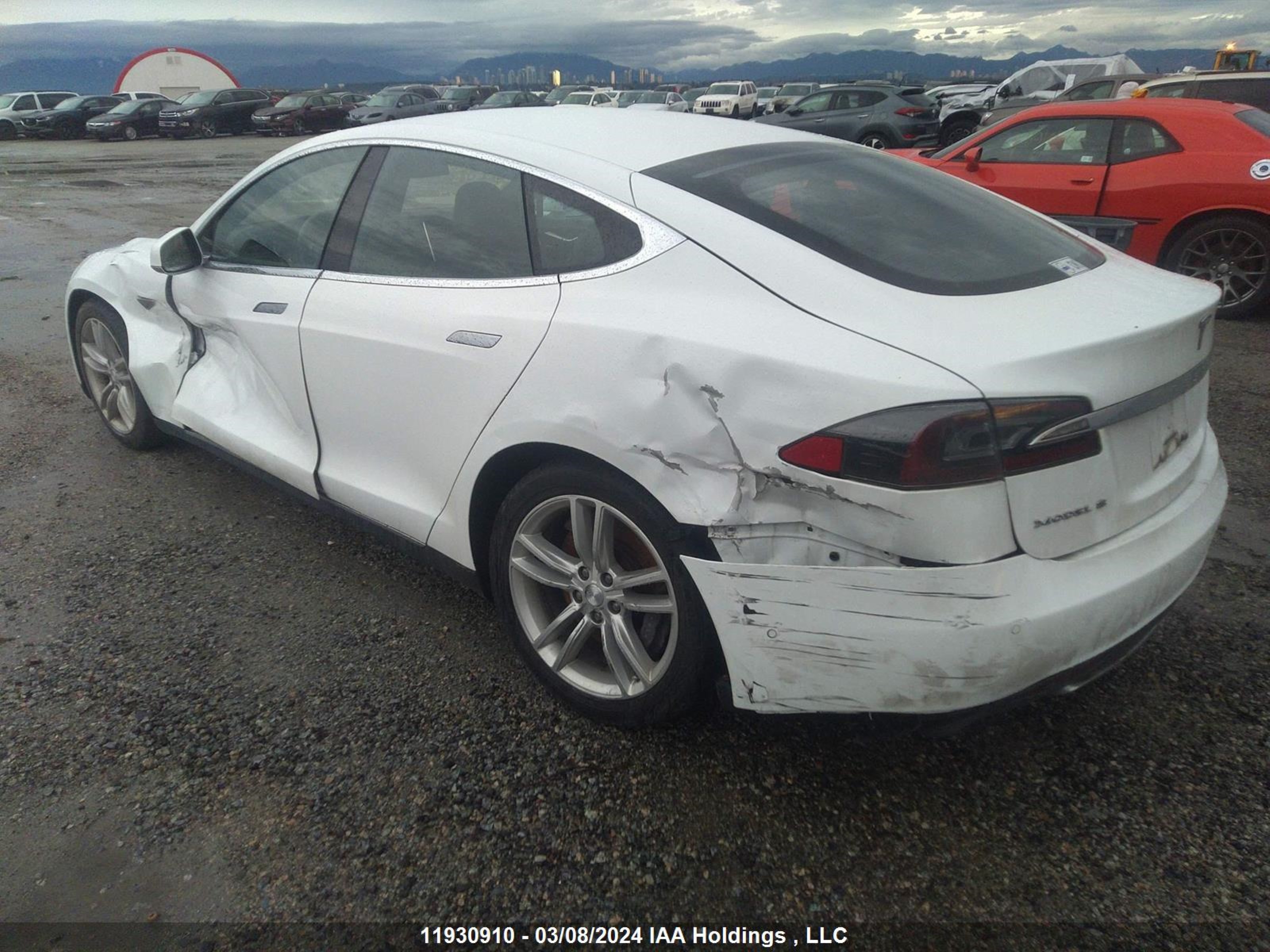 Photo 2 VIN: 5YJSA1S20FF088407 - TESLA MODEL S 