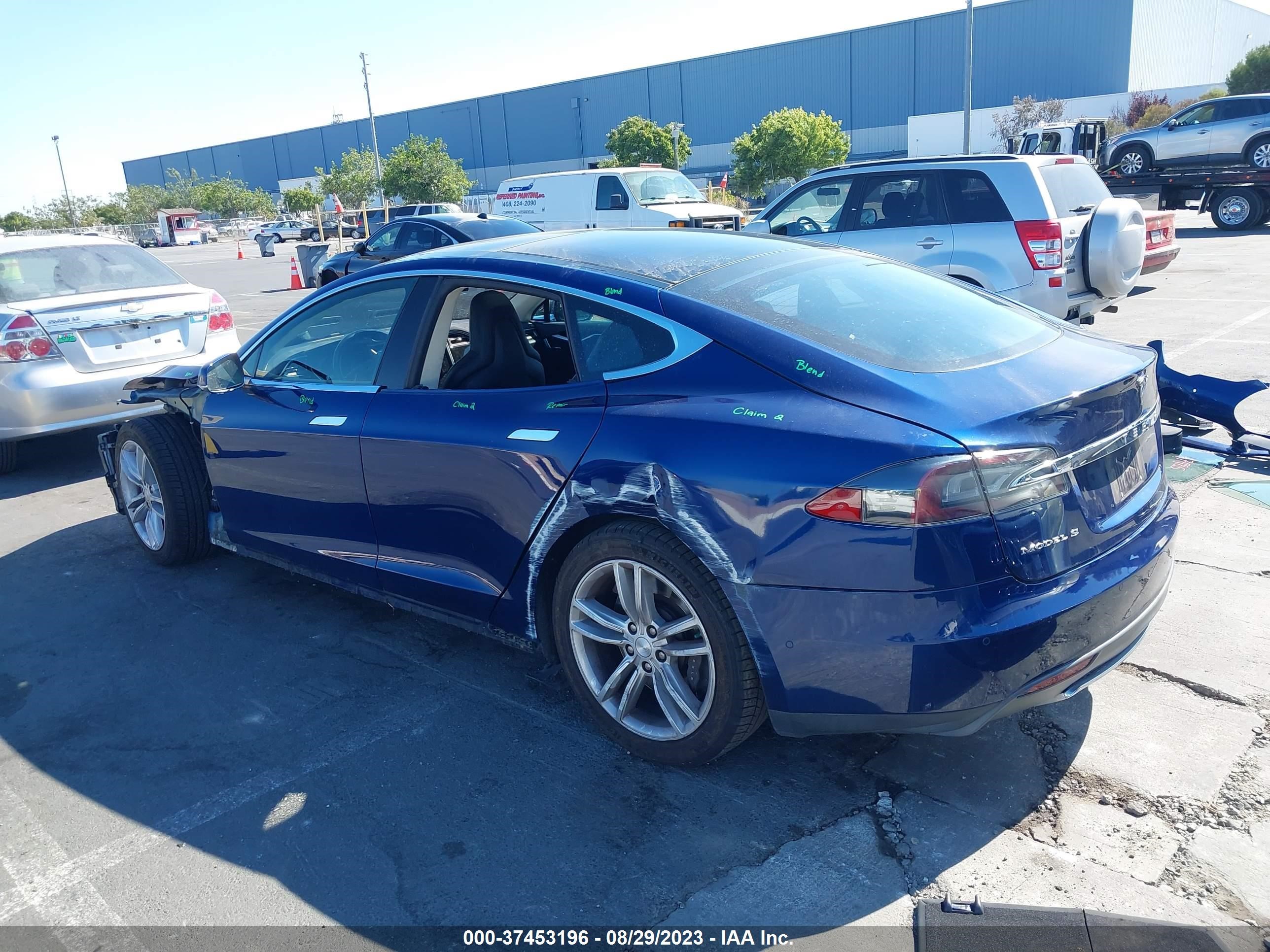 Photo 2 VIN: 5YJSA1S21FF088545 - TESLA MODEL S 