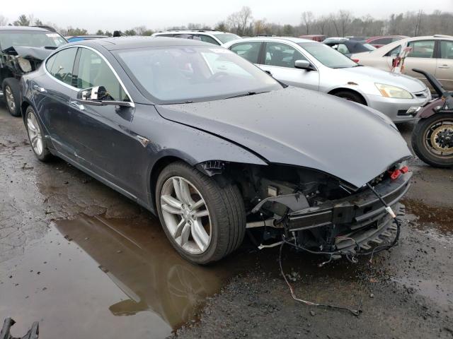 Photo 3 VIN: 5YJSA1S21FF090070 - TESLA MODEL S 