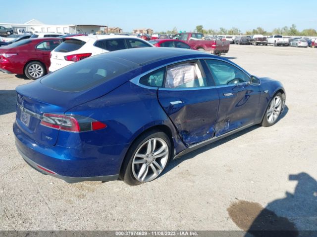 Photo 3 VIN: 5YJSA1S21FF094670 - TESLA MODEL S 