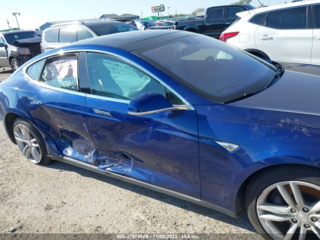 Photo 5 VIN: 5YJSA1S21FF094670 - TESLA MODEL S 