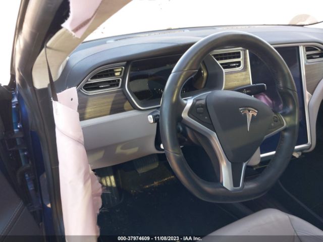 Photo 6 VIN: 5YJSA1S21FF094670 - TESLA MODEL S 