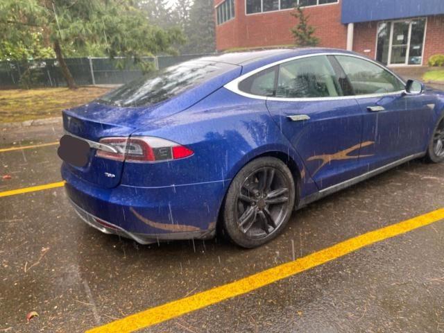 Photo 3 VIN: 5YJSA1S23FF090605 - TESLA MODEL S 