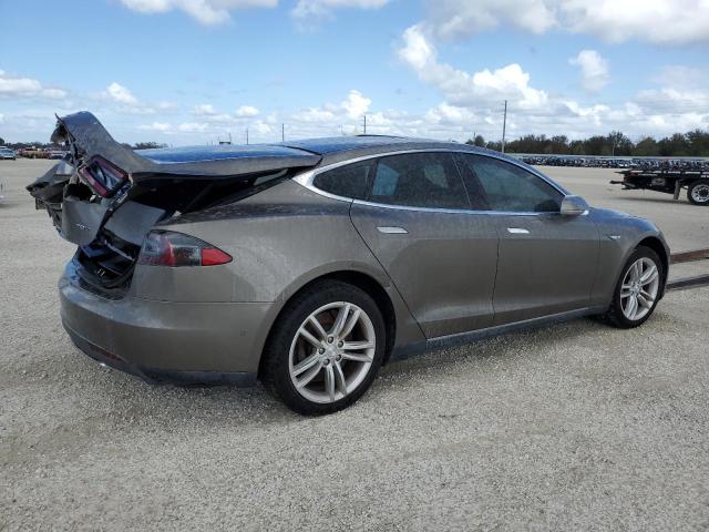 Photo 2 VIN: 5YJSA1S24FF088524 - TESLA MODEL S 70 