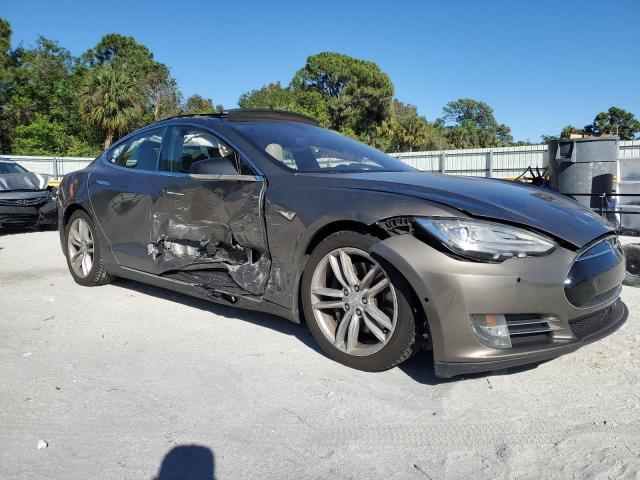 Photo 3 VIN: 5YJSA1S24FF092914 - TESLA MODEL S 70 