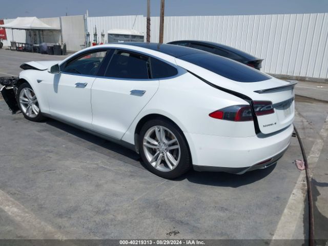 Photo 2 VIN: 5YJSA1S26FFP64164 - TESLA MODEL S 