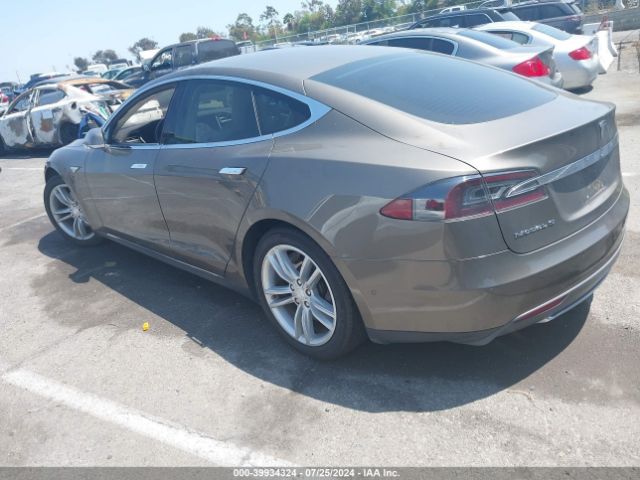 Photo 2 VIN: 5YJSA1S27FF083124 - TESLA MODEL S 