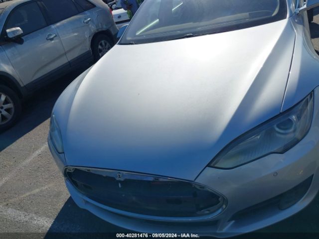 Photo 9 VIN: 5YJSA1S27FF086119 - TESLA MODEL S 