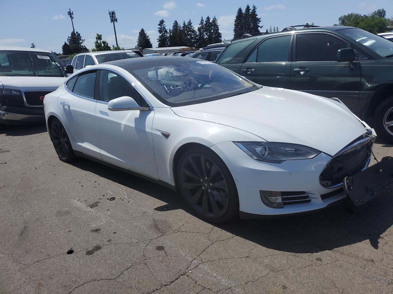 Photo 3 VIN: 5YJSA1S27FF091577 - TESLA MODEL S 