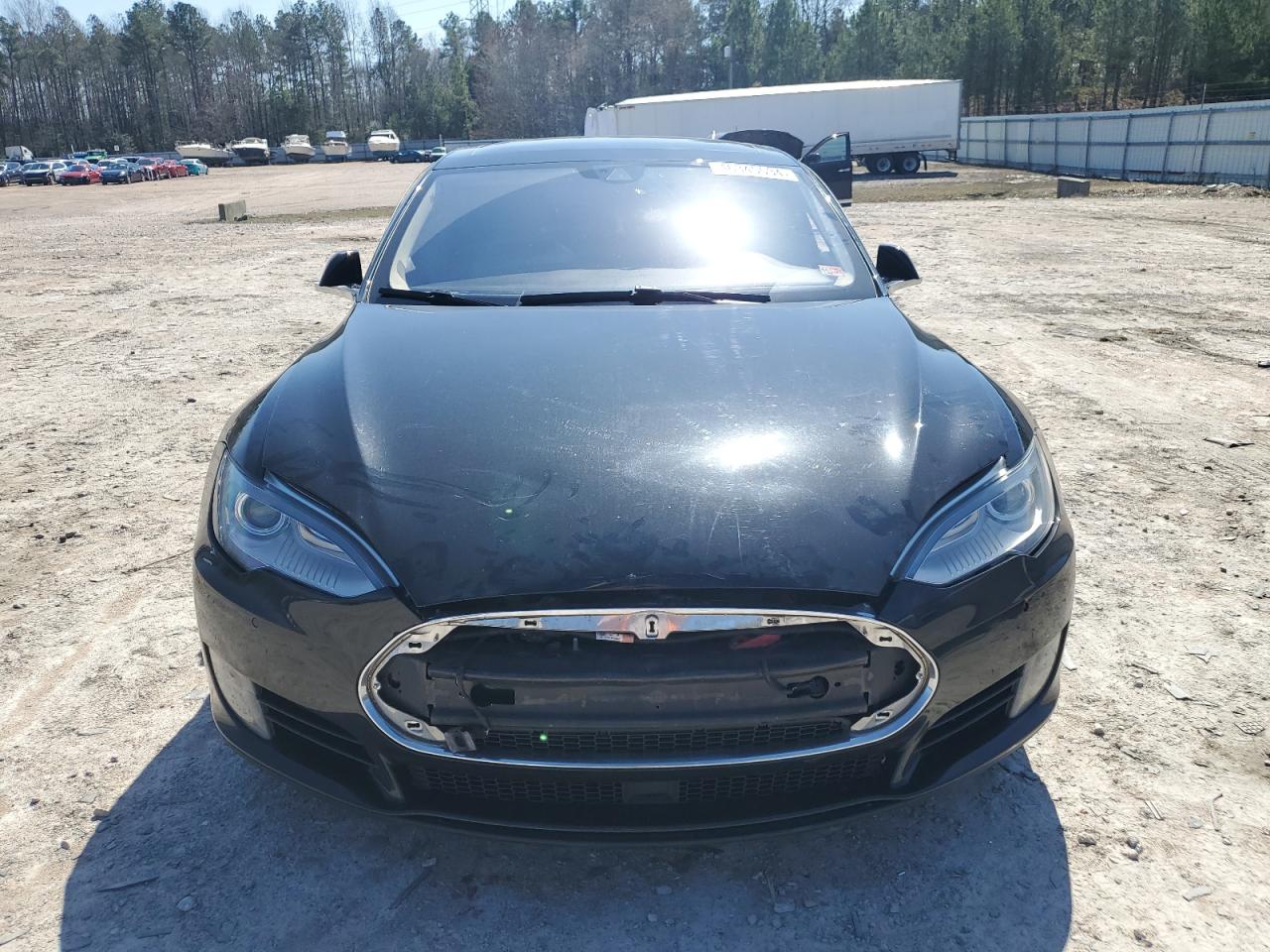 Photo 4 VIN: 5YJSA1S27FF098948 - TESLA MODEL S 