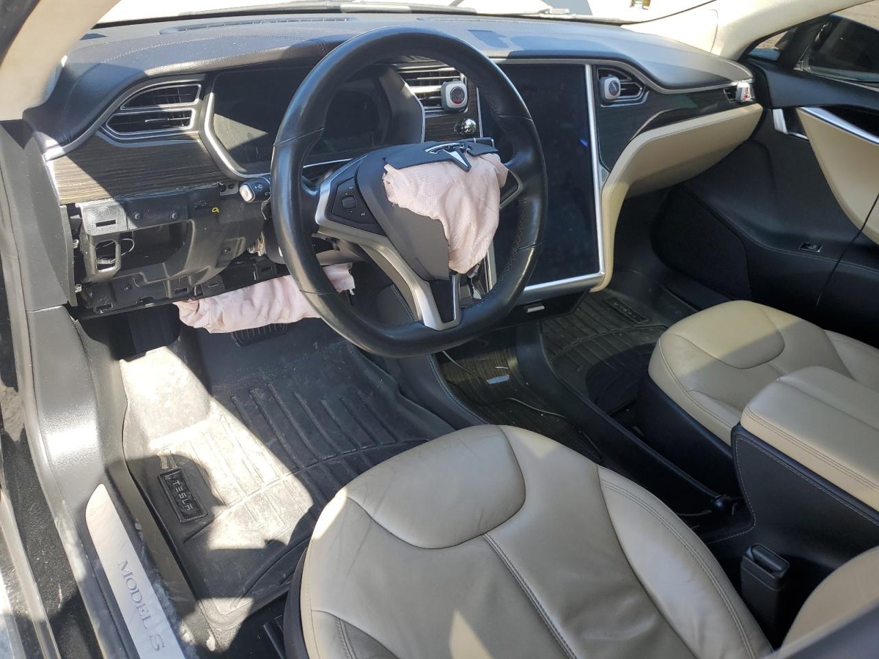 Photo 7 VIN: 5YJSA1S27FF098948 - TESLA MODEL S 